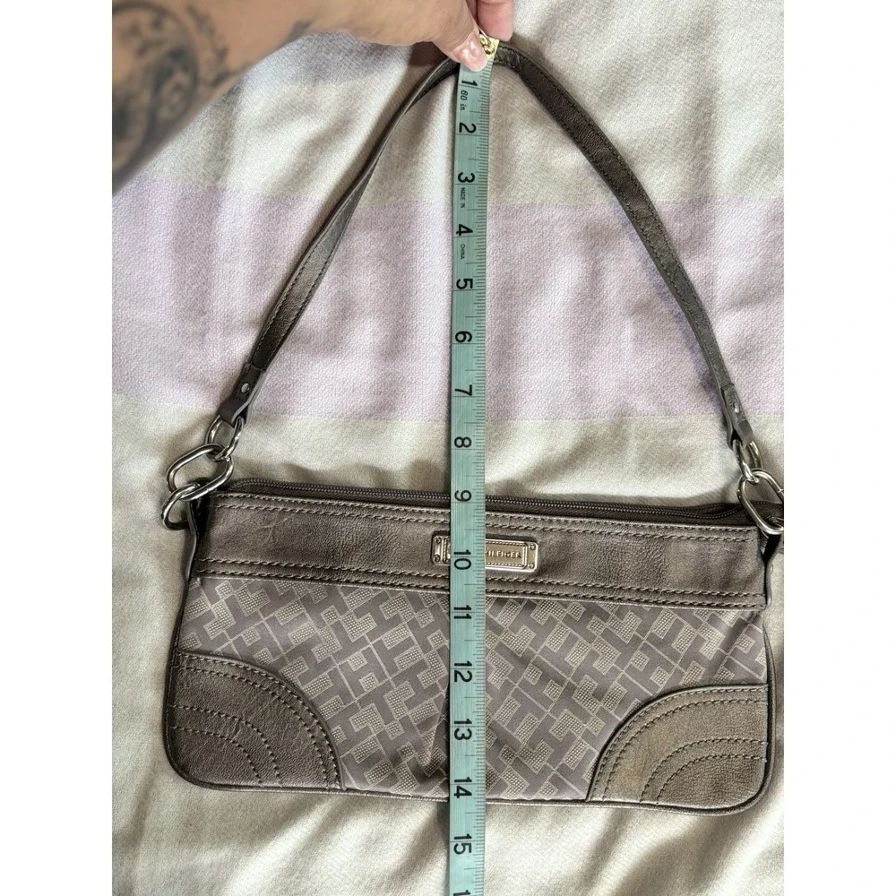 Tommy Hilfiger tommy hilfiger